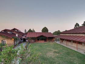 Chevron Ranikhet Club Hotel