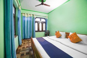 Hotel Pine Veiw Restaurant by OYO Rooms
