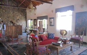 Woodsvilla Residency