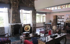 Woodsvilla Residency