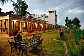 Xomotel- Ranikhet Heights
