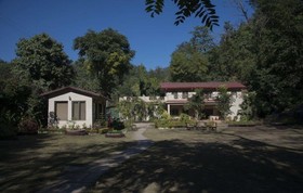 Bull's Retreat