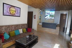 Dewdrop Pride Inn