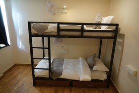 Dewdrop Pride Inn