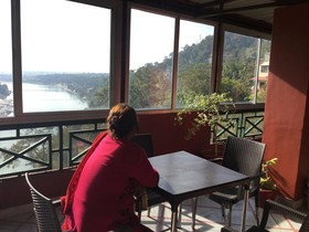 Hotel Ganesha Inn