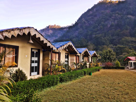 Garud Chatti River Resort