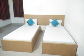 Goroomgo Tourist Home Rishikesh