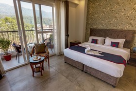 Holywater Hotel By Ganga Kinare