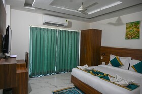 Hotel 7 Heaven