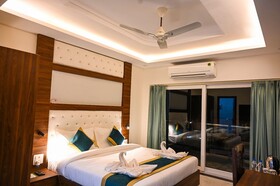 Hotel 7 Heaven
