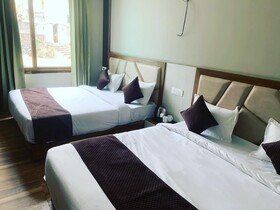 Hotel & Hostel Vimal Ganga