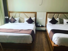 Hotel & Hostel Vimal Ganga