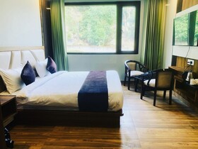 Hotel & Hostel Vimal Ganga