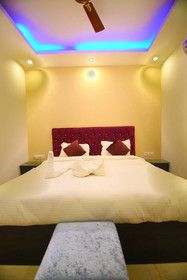 Hotel Gharonda