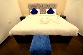 Hotel Gharonda