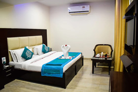 Hotel Green One Earth