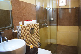 Hotel Green One Earth