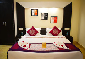 Hotel Green One Earth