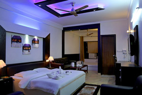 Hotel Green One Earth