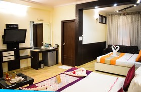 Hotel Green One Earth