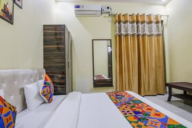 Hotel Pushp Kunj By FabHotel