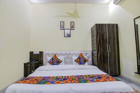Hotel Pushp Kunj By FabHotel
