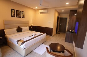 Hotel Royale Hills