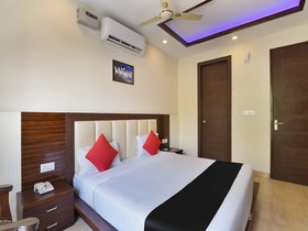 Capital O 37973 Hotel Shiv Vilas