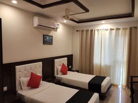 Capital O 37973 Hotel Shiv Vilas