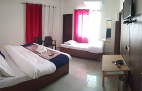 Ln Hotel & Restaurant