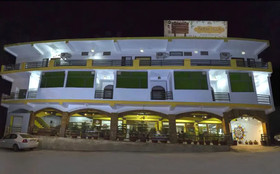 Ln Hotel & Restaurant