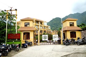 Luxury Aloha Apartments