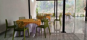 Qcent Woods Spa & Resort