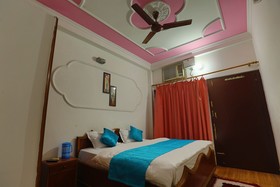 Raj Resort