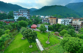 Raj Resort