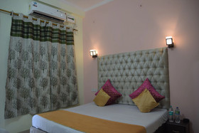 Sun Flower Hostel