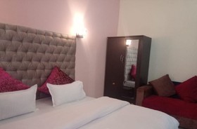 Sun Flower Hostel