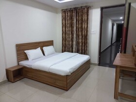 Tirath Hotel