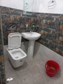 Tirath Hotel