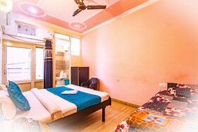 Triple One Hostels And Hotels