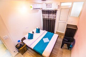 Triple One Hostels And Hotels