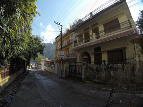 UbEx Home Hermitage Rishikesh