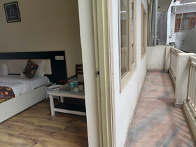 UbEx Home Hermitage Rishikesh