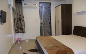 SPOT ON 3181 Parmarth Niketan
