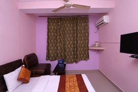SPOT ON 3181 Parmarth Niketan