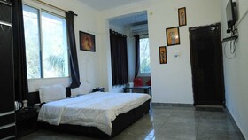 Vardan Hotel  Ayurveda  Stay