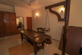 Ved Varuna Ayurveda Sadan