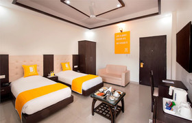 X Hotel By Bloom