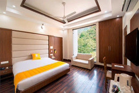 X Hotel By Bloom
