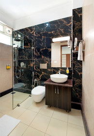 X Hotel By Bloom